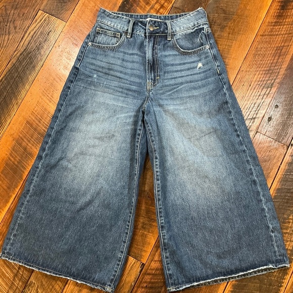 Bohme Bruce Culottes Jeans in Light Wash Women’s Size 24 Wide Leg Cropped Denim - Picture 2 of 8